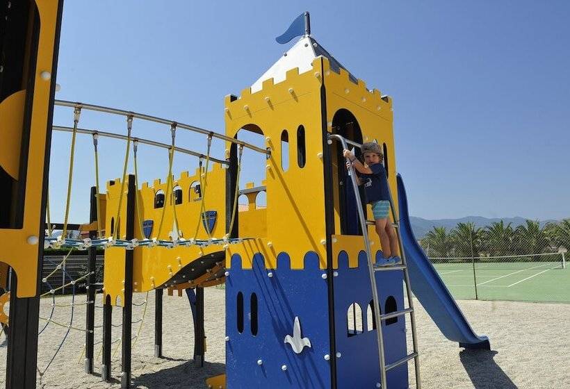 هتل Residence Antinea