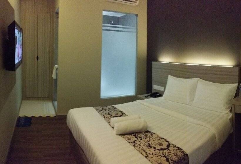 هتل 99   Kepong