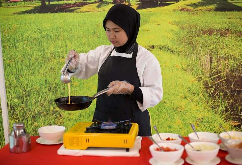 Adya Hotel Chenang