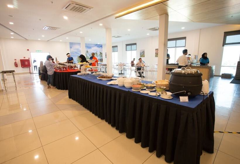 Adya Hotel Chenang