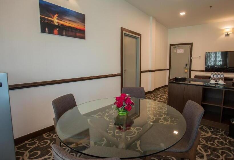 Adya Hotel Chenang