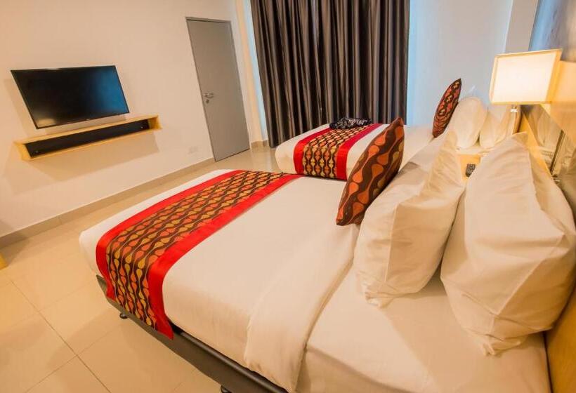 Adya Hotel Chenang