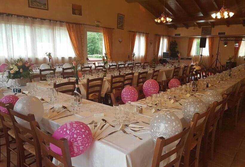 فندق Camping Le Mas Fleuri