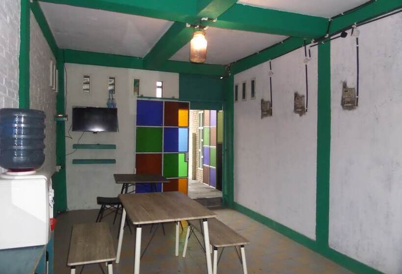 فندق Omah Ndeliq Jogja