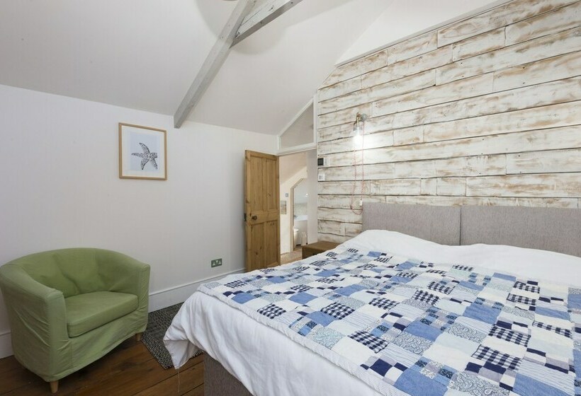 Pilgrim Cottage