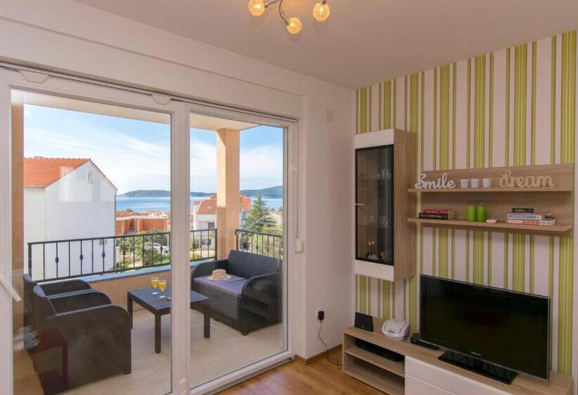 Apartment Marieta