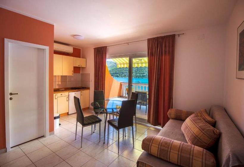 Dani Apartments