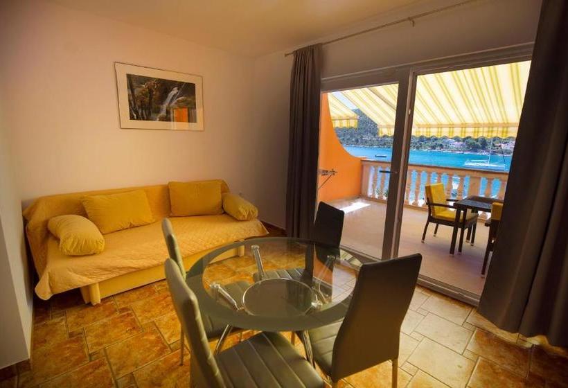 Dani Apartments