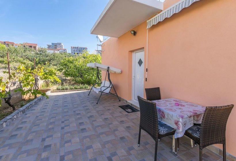 Apartments Zmika