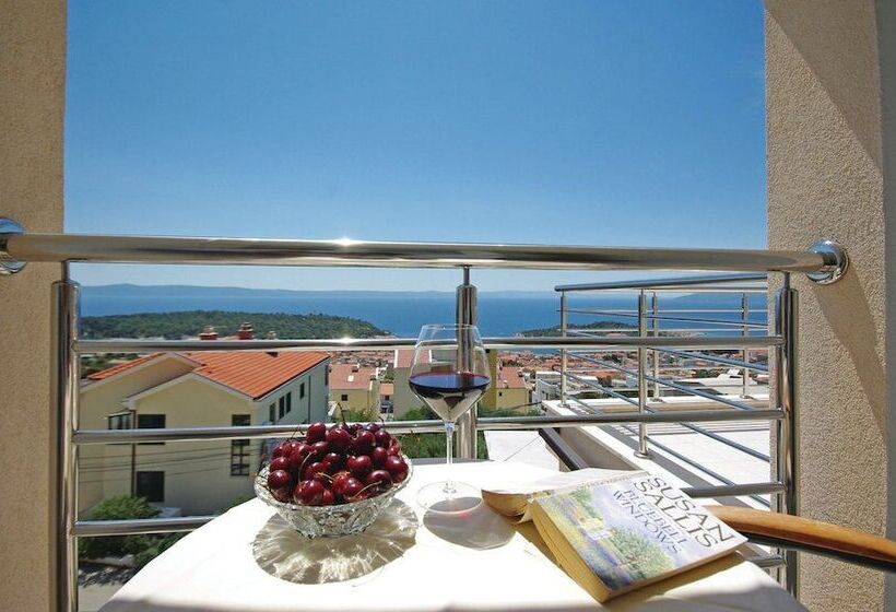 Apartmani Pavlinović