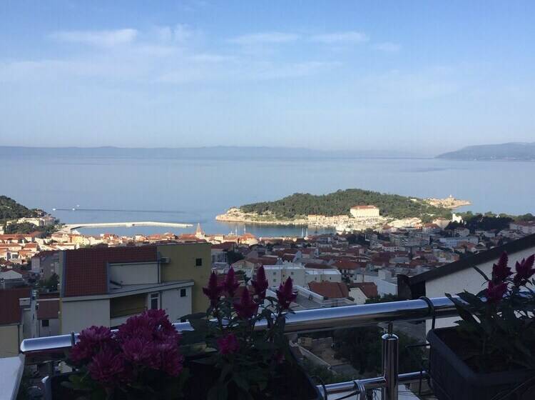 Apartmani Pavlinović