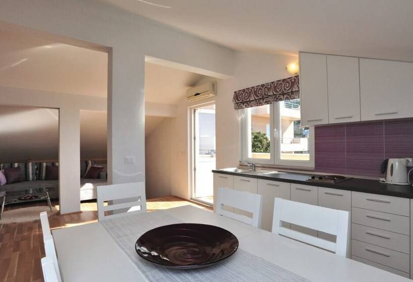Apartmani Pavlinović