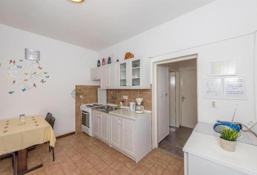 Apartment Milivoj