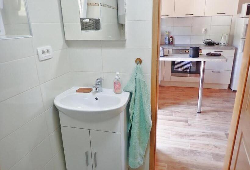 Mareta   Apartment In A Stone House