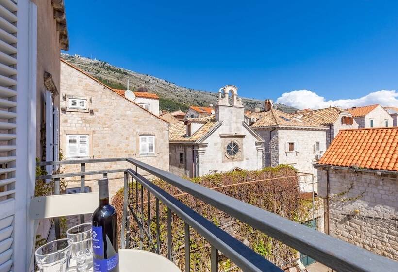 Apartments Feri