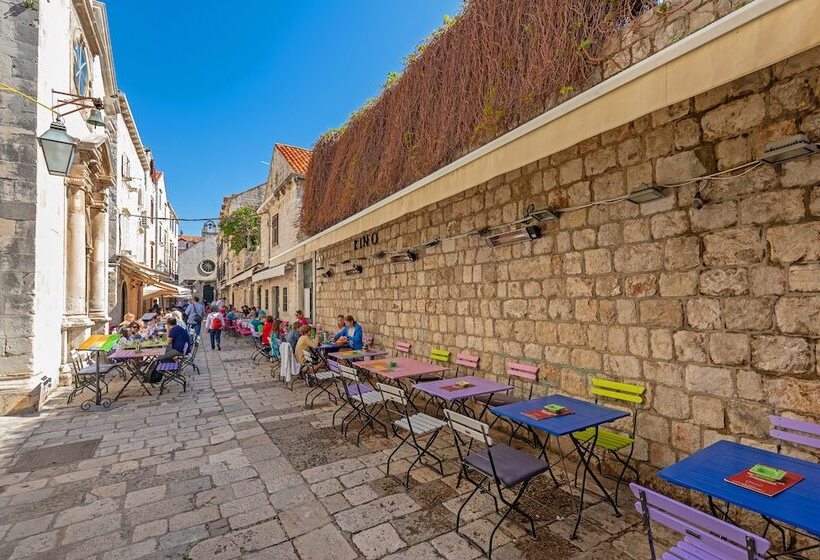 Apartments Feri