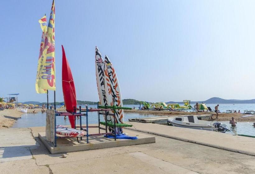 Apartments Little Spring