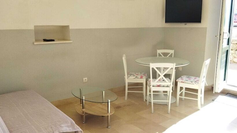 Apartments Luce I Jure