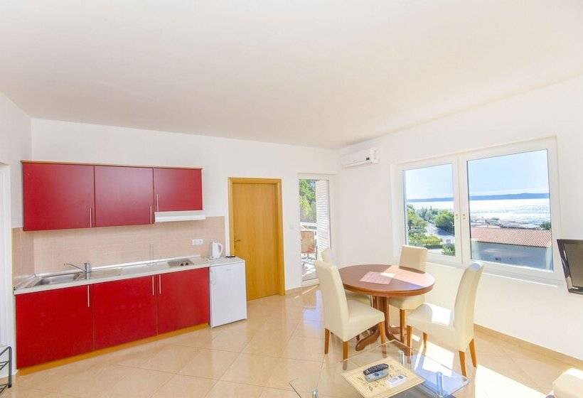 Apartments Seaview