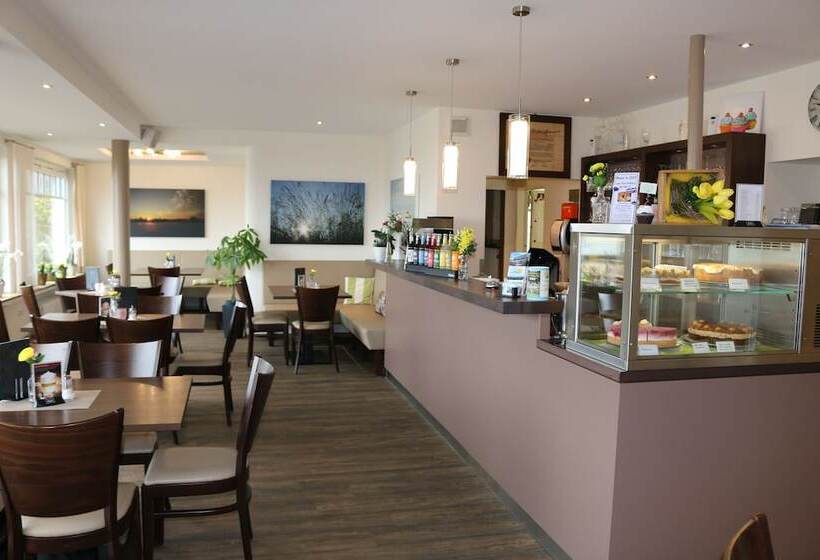 Cafe Sonnenschein & Pension