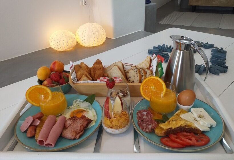 Hotel Danae Suites Santorini