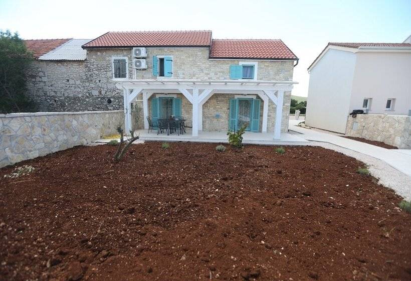 Kuce Za Odmor Brkic