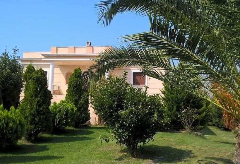 Luxury Villa Thea