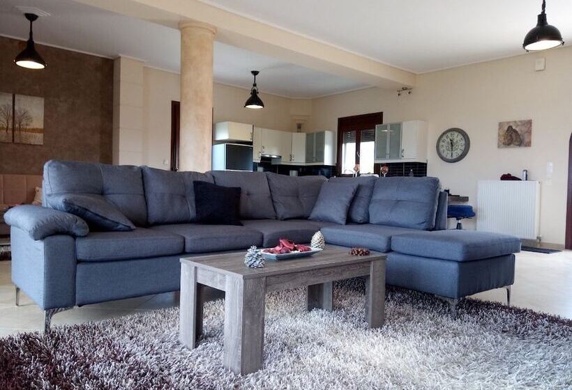 Luxury Villa Thea