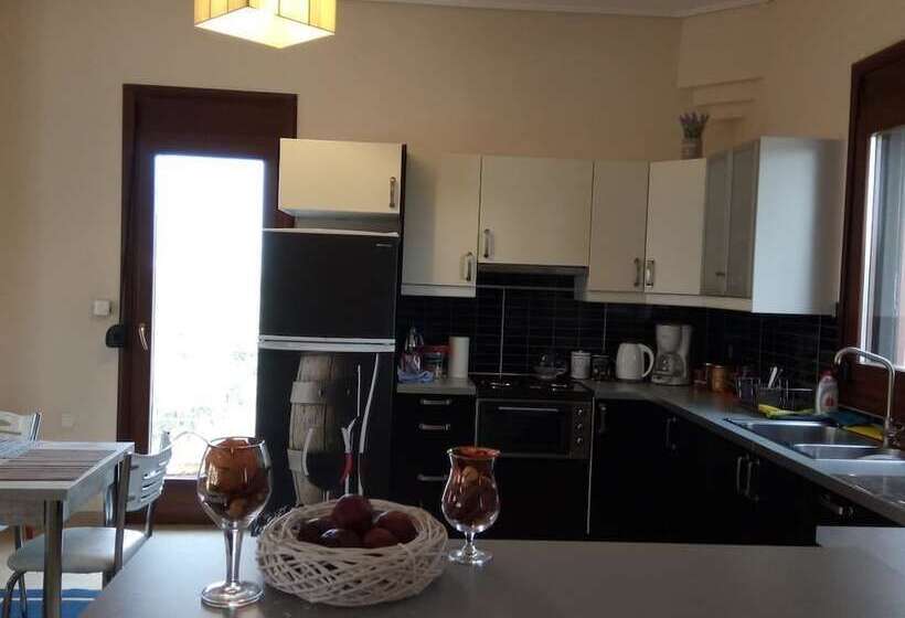 Luxury Villa Thea