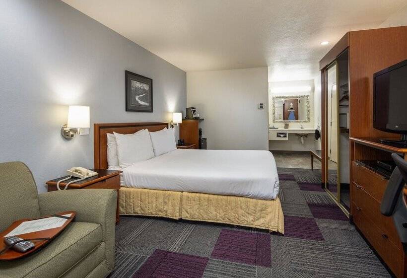 هتل Atherton Park Inn And Suites