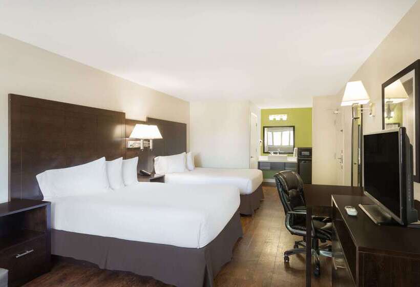 هتل Baymont By Wyndham Modesto Salida