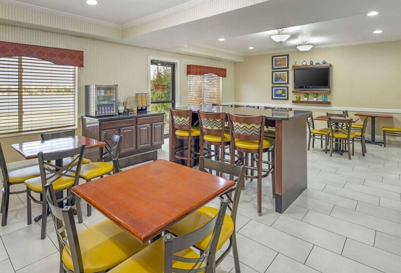 هتل Best Western Celina