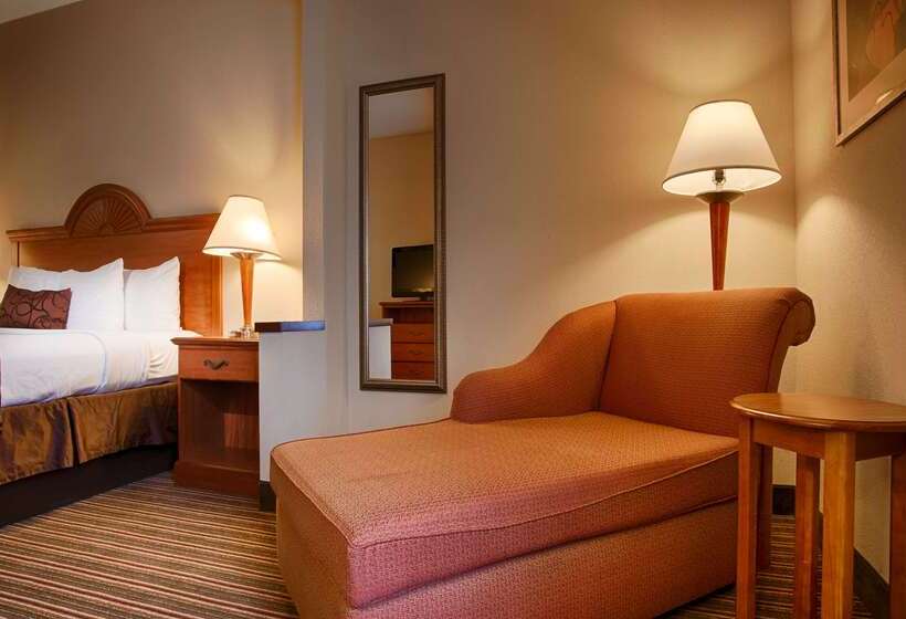 Отель Best Western Plus Edison Inn