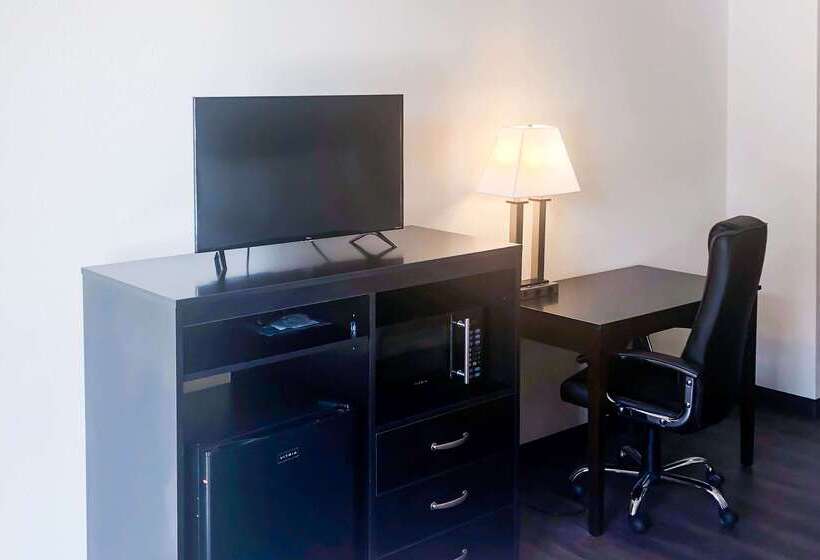 Отель Clarion Inn And Events Center Pueblo North