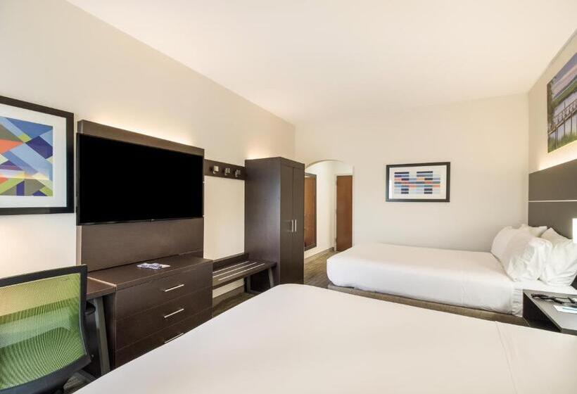 호텔 Clarion Pointe New Bern