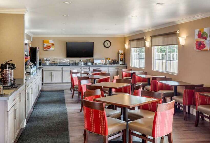 هتل Comfort Inn Castro Valley