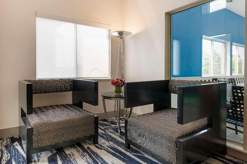 فندق Comfort Inn Near Indiana Premium Outlets
