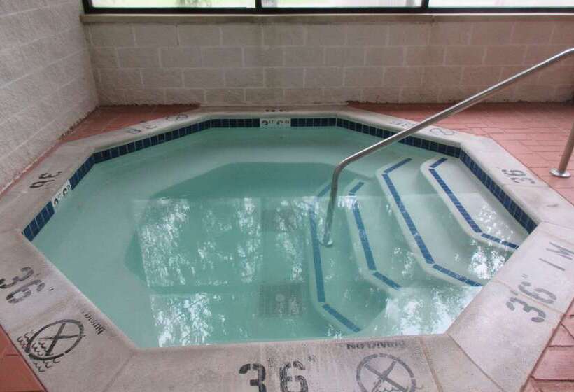 هتل Comfort Inn
