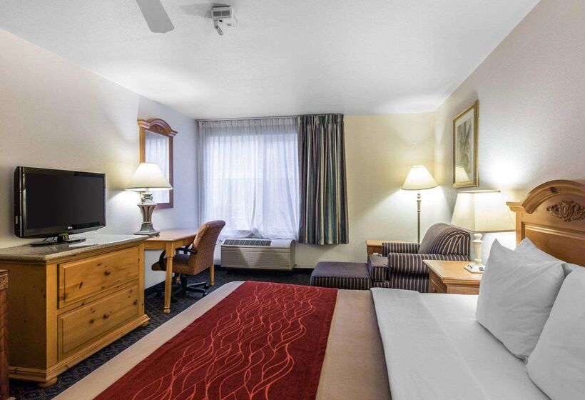 هتل Comfort Inn & Suites Sequoia Kings Canyon