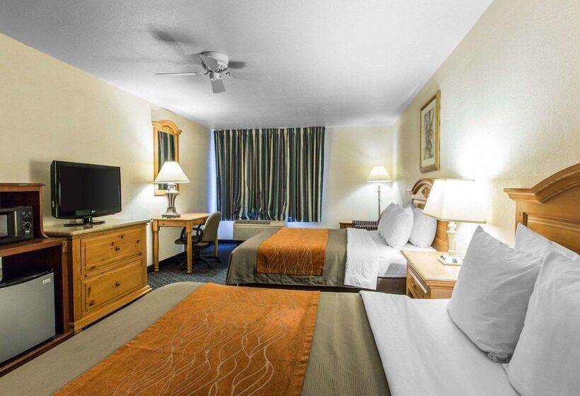 هتل Comfort Inn & Suites Sequoia Kings Canyon