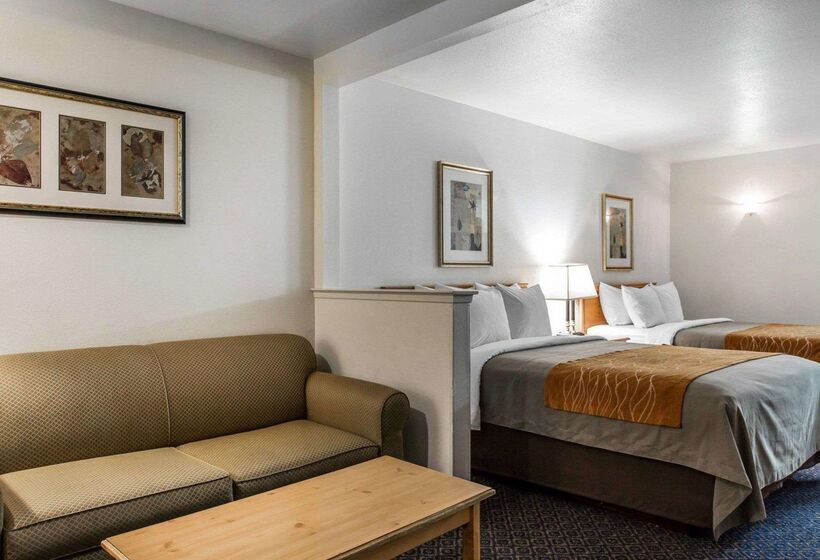 هتل Comfort Inn & Suites Sequoia Kings Canyon