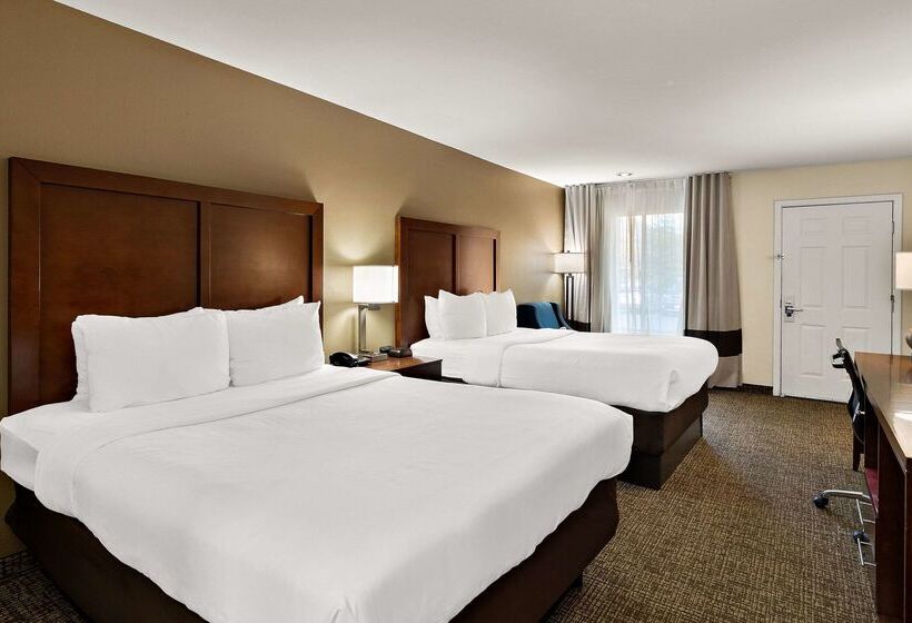 فندق Comfort Inn & Suites Sequoia Kings Canyon