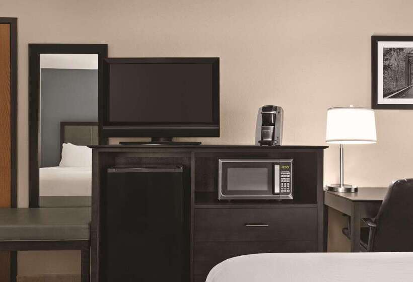 酒店 Country Inn & Suites By Radisson, Auburn, In