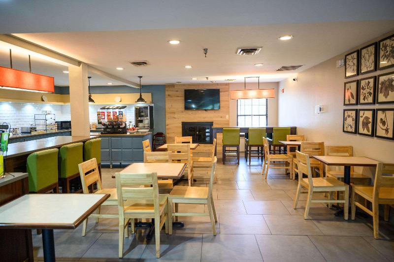 בית מלון כפרי Country Inn & Suites By Radisson, Greenfield, In