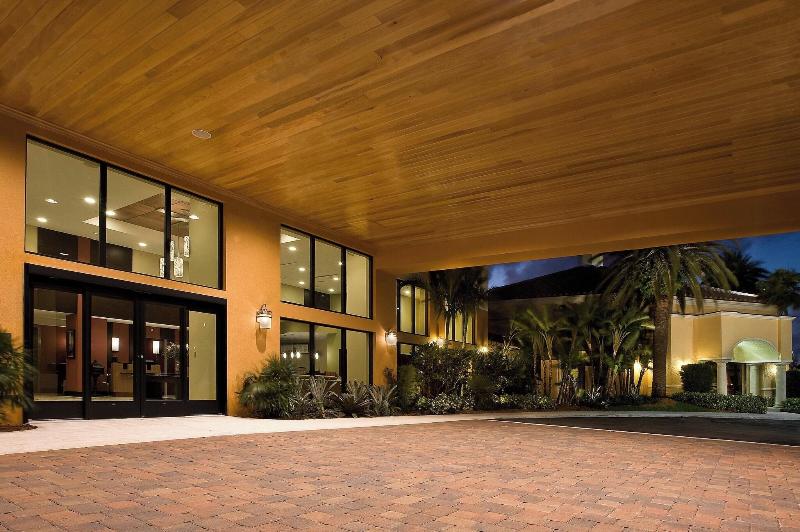 هتل Courtyard By Marriott Boynton Beach