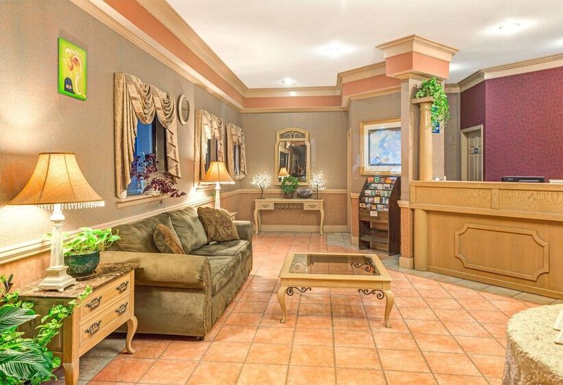 فندق Days Inn & Suites By Wyndham Osceola Ar