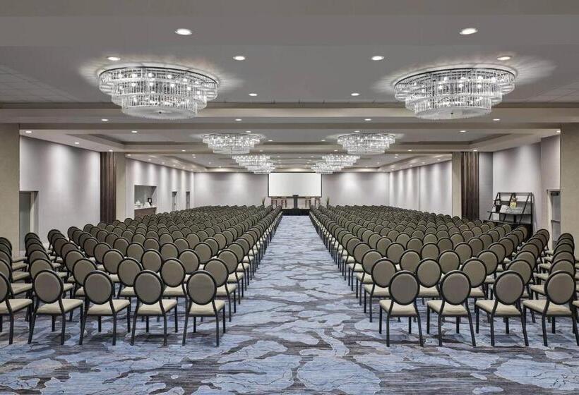Delta Hotels By Marriott Denver Thornton