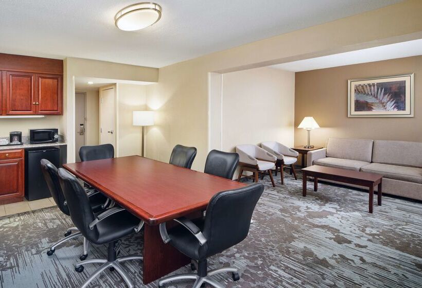 Doubletree By Hilton Hotel Rocky Mount