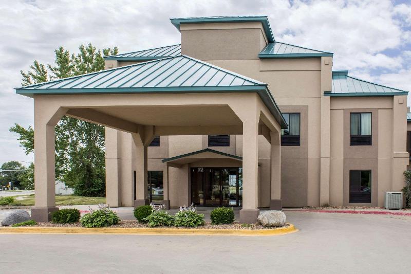 هتل Econo Lodge Ankeny   Des Moines