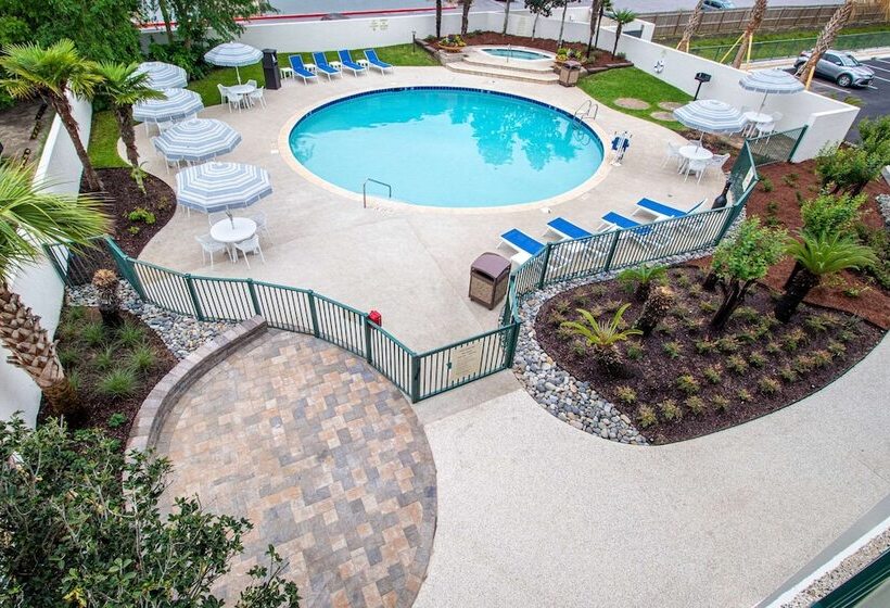هتل Econo Lodge Inn & Suites Foleynorth Gulf Shores